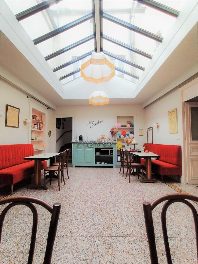 Couette-café Maison Séraphine - -